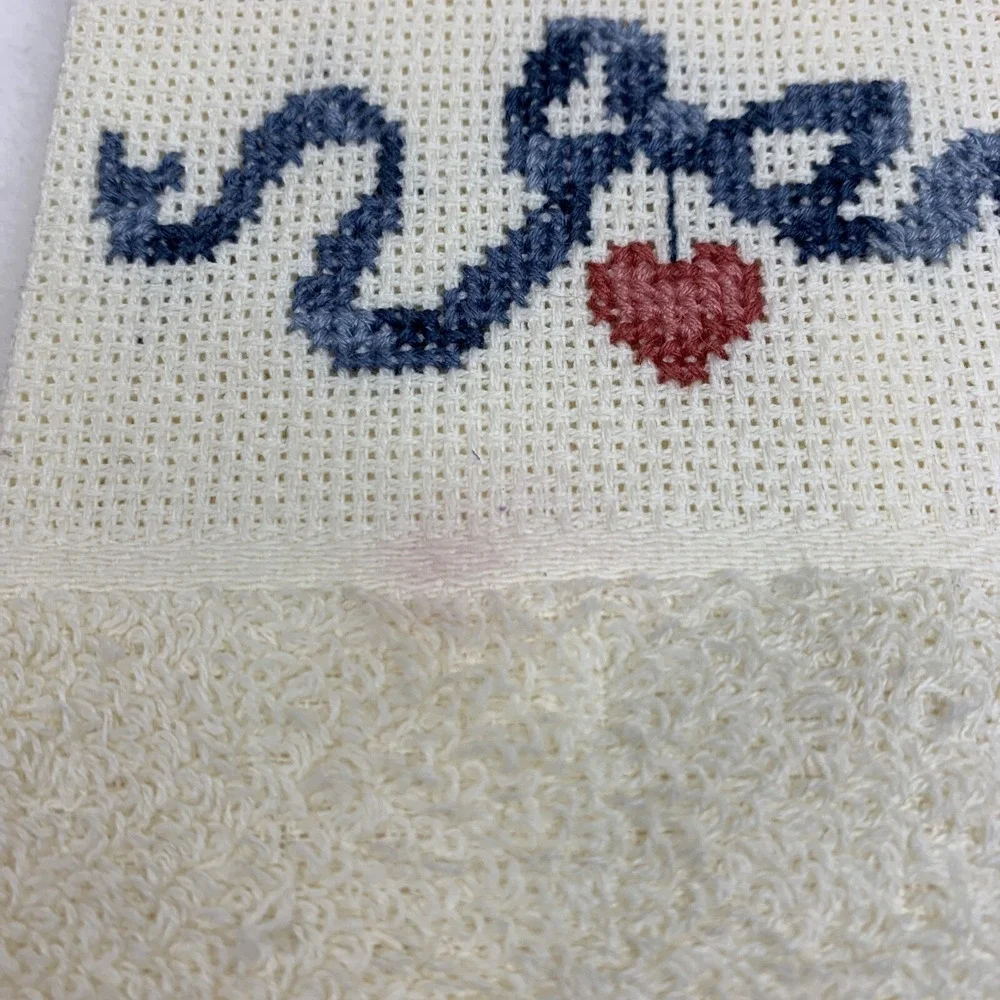 Vintage Completed Cross‎ Stitch Guest Finger Tip Towel Cream Country Bow Heart